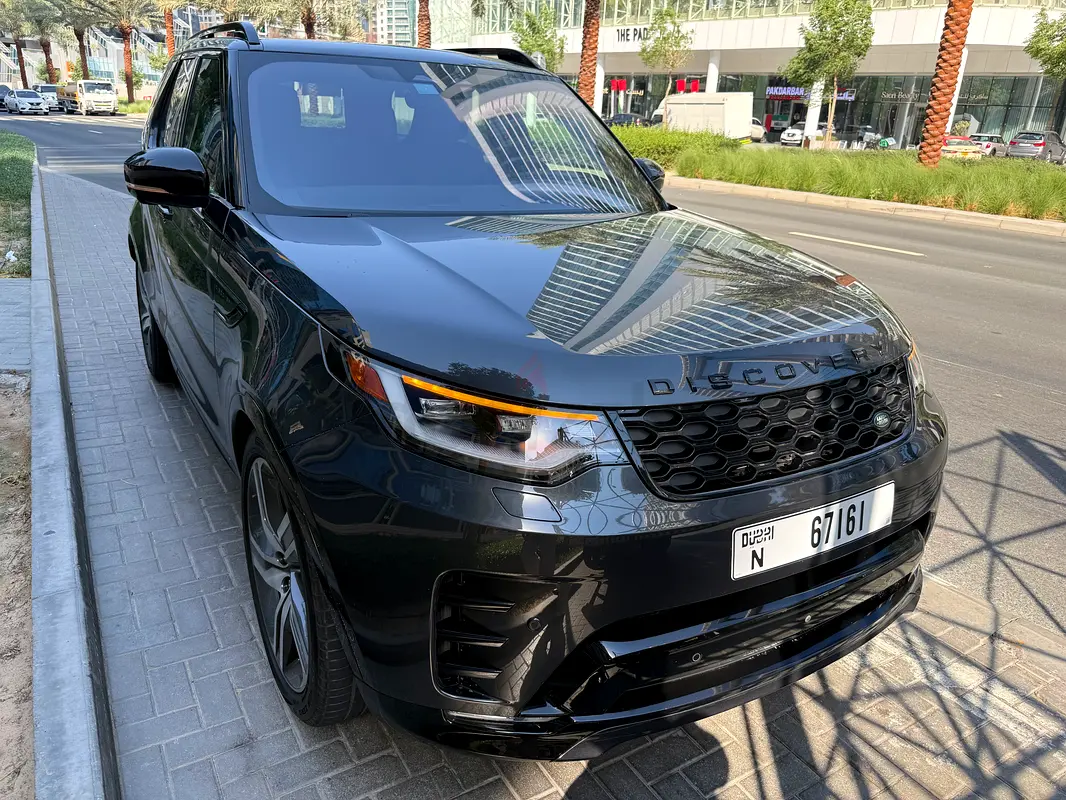 land rover discovery R-Dynamic HSE مدل ۲۰۲۲