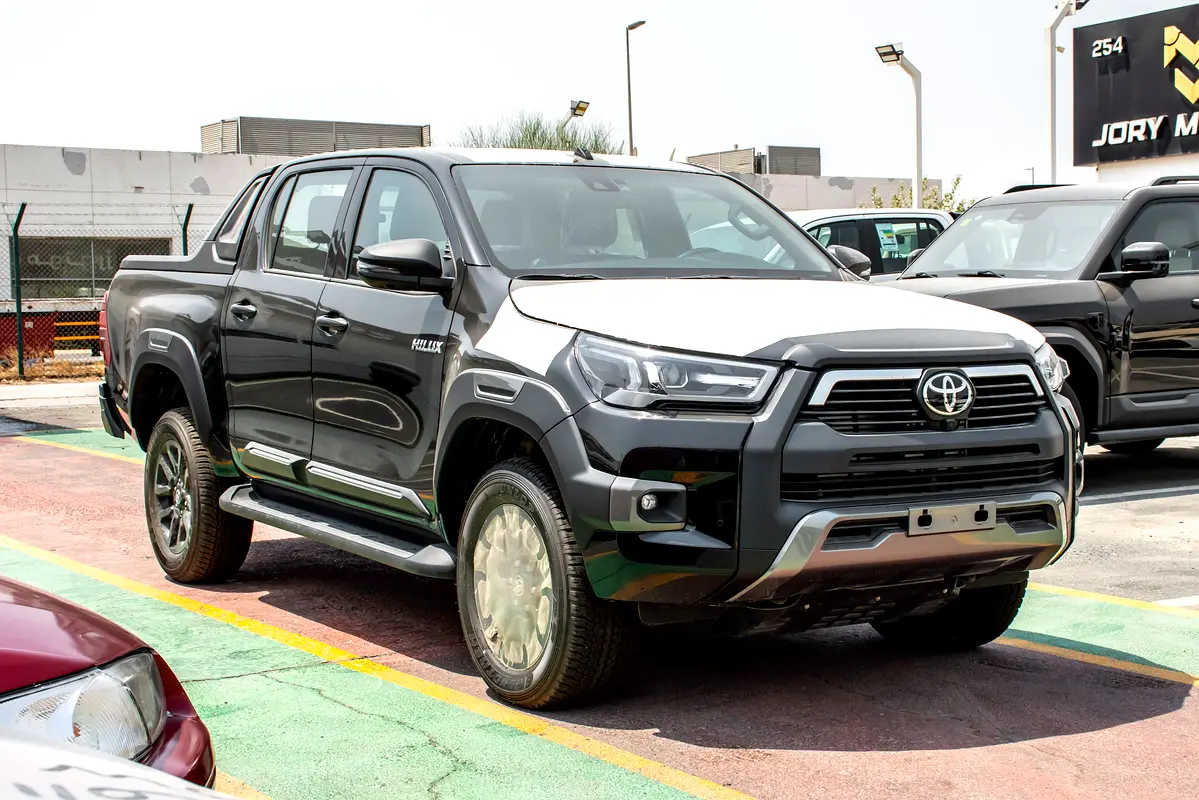 تویوتا hilux Adventure مدل ۲۰۲۶