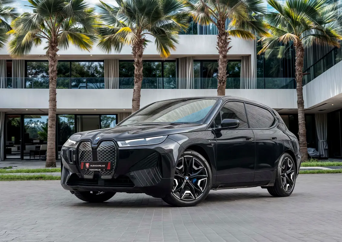 بی‌ام‌و ix xDrive40 مدل ۲۰۲۳