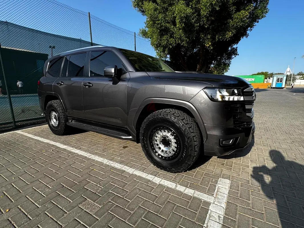 تویوتا land cruiser GXR مدل ۲۰۲۲
